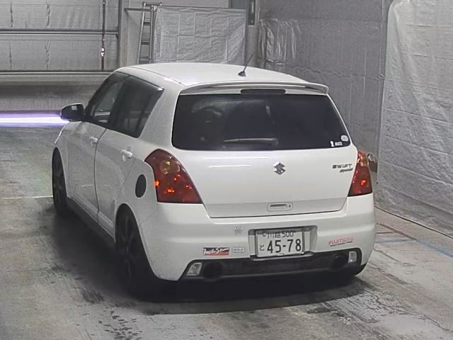 SUZUKI SWIFT 2009