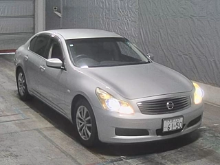NISSAN SKYLINE 2009