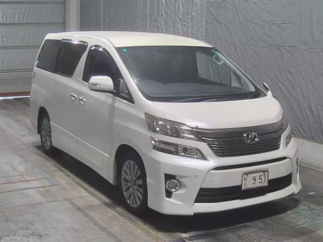 TOYOTA VELLFIRE 2012