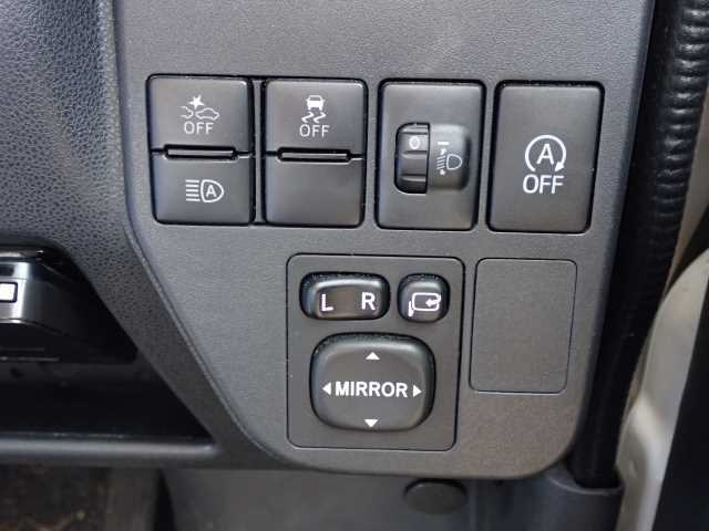 DAIHATSU HIJET VAN 2019