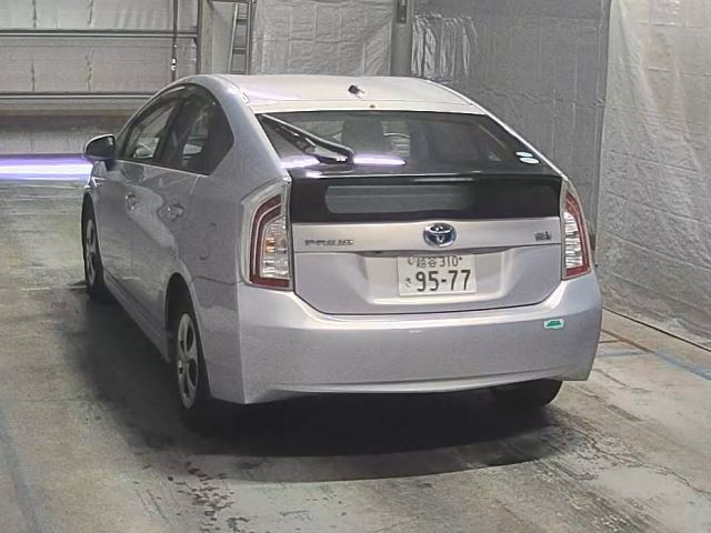 TOYOTA PRIUS 2015