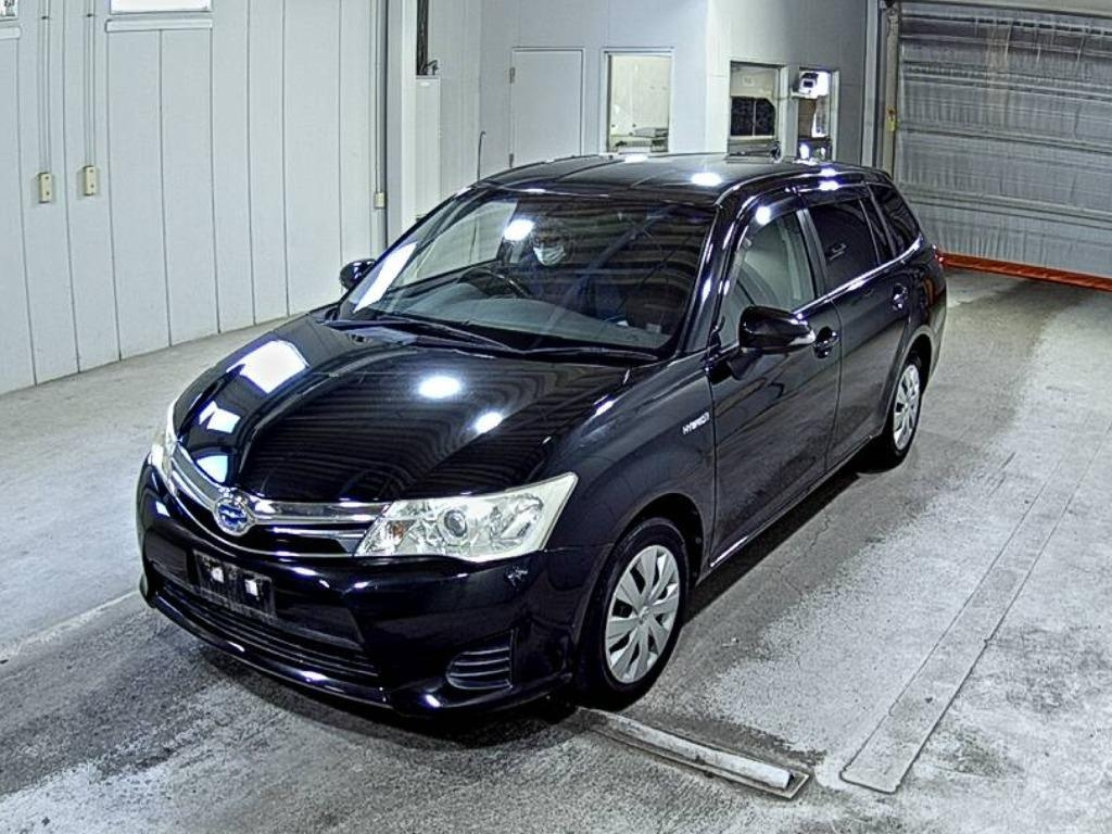TOYOTA COROLLA FIELDER 2013