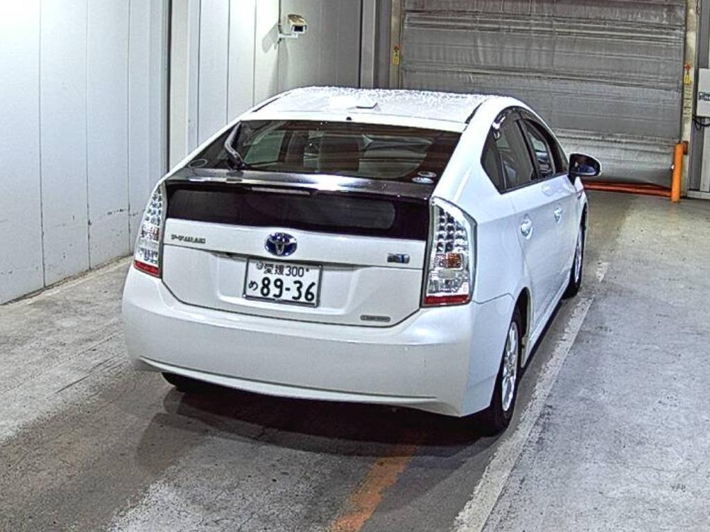 TOYOTA PRIUS 2011