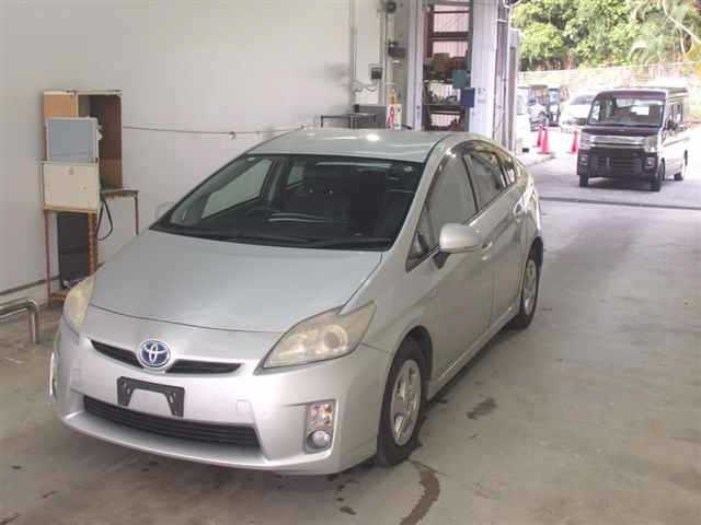 TOYOTA PRIUS 2011