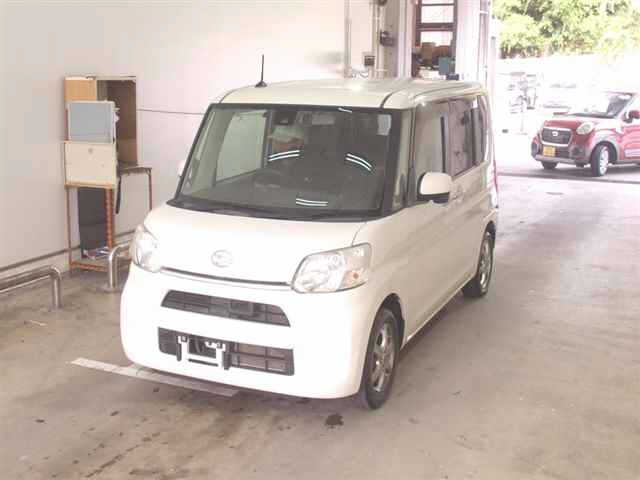 DAIHATSU TANTO 2016
