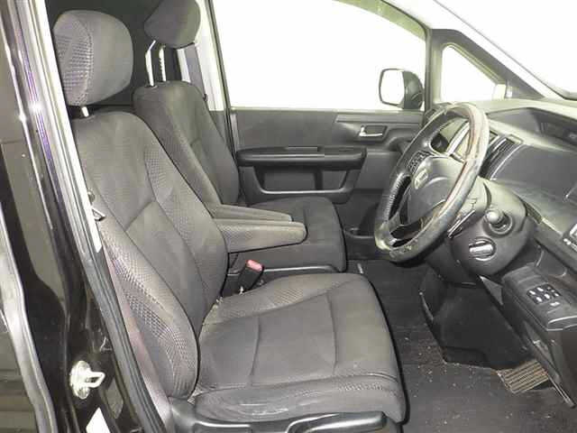 HONDA STEP WAGON 2012