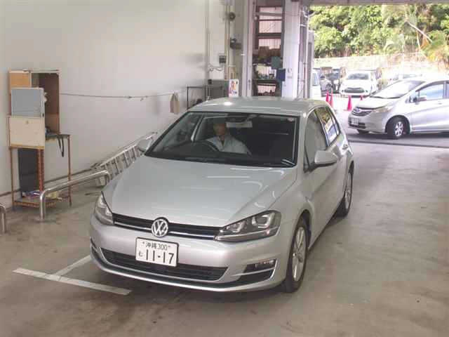 VOLKSWAGEN GOLF 2013