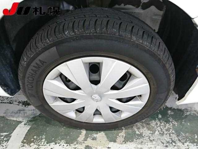 TOYOTA COROLLA AXIO 2016