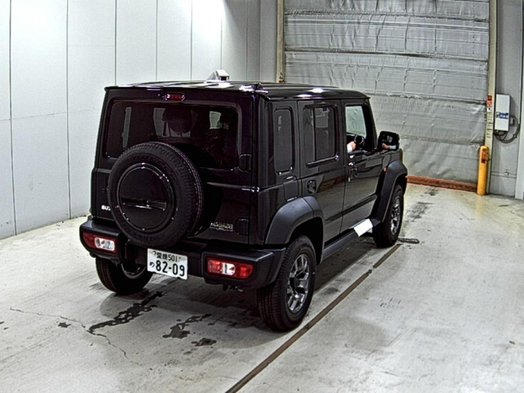 SUZUKI JIMNY NOMADE 2025