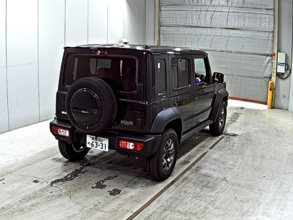 SUZUKI JIMNY NOMADE 2025