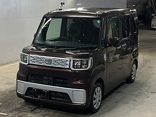 Daihatsu Wake 2015