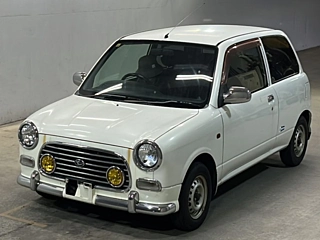 Daihatsu Mira 2000