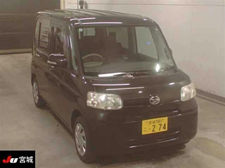 Daihatsu Tanto 2011