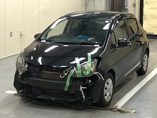 TOYOTA VITZ 2014
