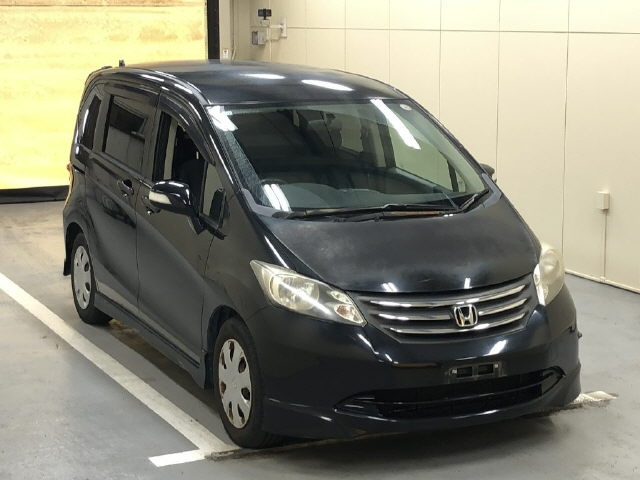 HONDA FREED 2008