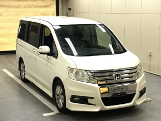 HONDA STEP WAGON 2010