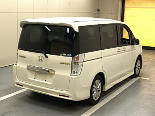HONDA STEP WAGON 2010