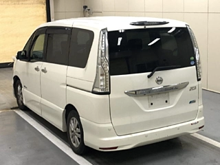 NISSAN SERENA 2014