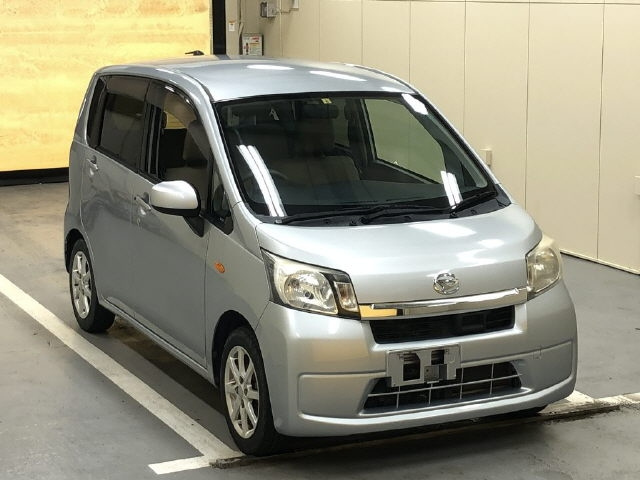 DAIHATSU MOVE 2014
