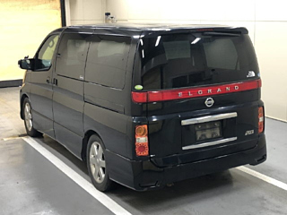 NISSAN ELGRAND 2010