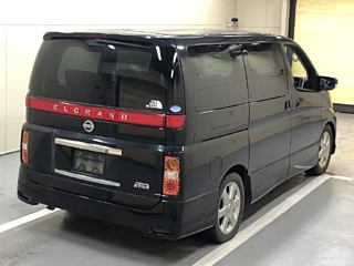 NISSAN ELGRAND 2010