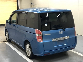 HONDA STEP WAGON 2010