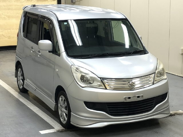 SUZUKI SOLIO 2013