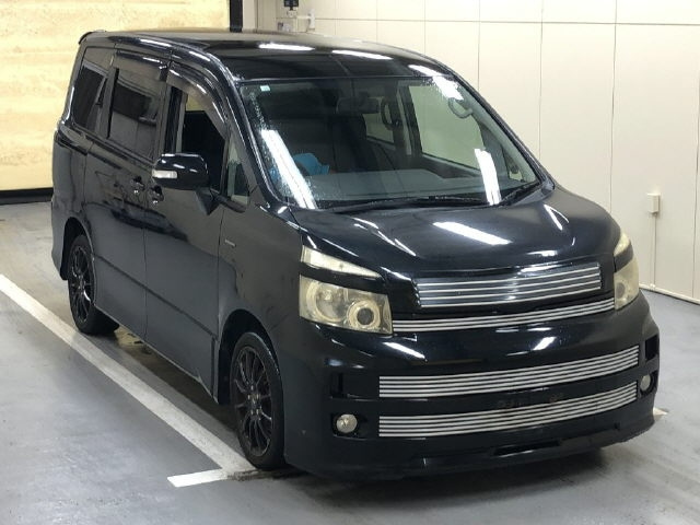 TOYOTA VOXY 2008