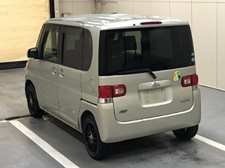 DAIHATSU TANTO 2012