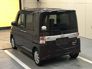 DAIHATSU TANTO 2011