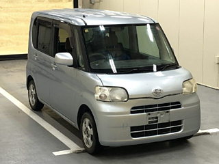 DAIHATSU TANTO 2008