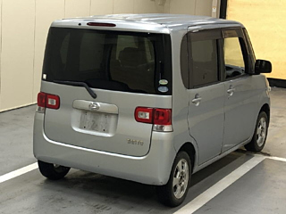 DAIHATSU TANTO 2008