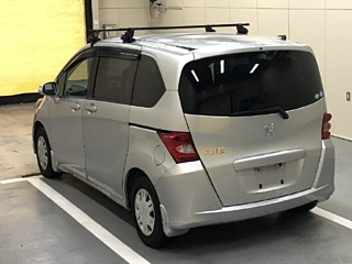HONDA FREED 2011