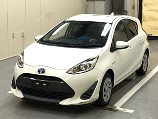 TOYOTA AQUA 2018