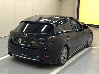 MAZDA AXELA 2017