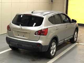 NISSAN DUALIS 2010