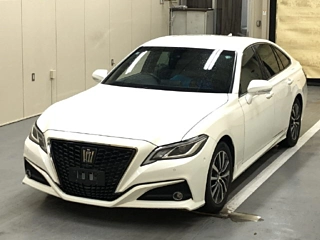 TOYOTA CROWN 2018