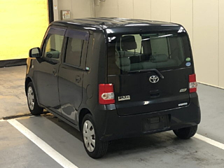 TOYOTA PIXIS SPACE 2012