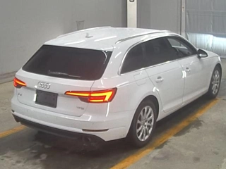 AUDI A4 2016