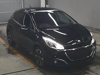 PEUGEOT 208 2020