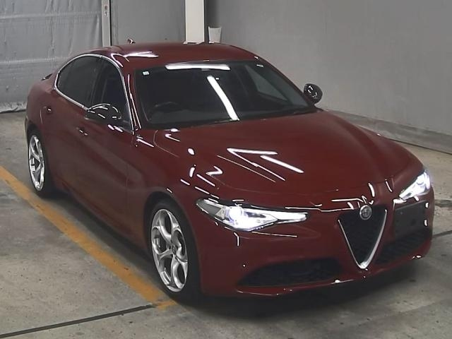 ALFAROMEO GIULIA 2018