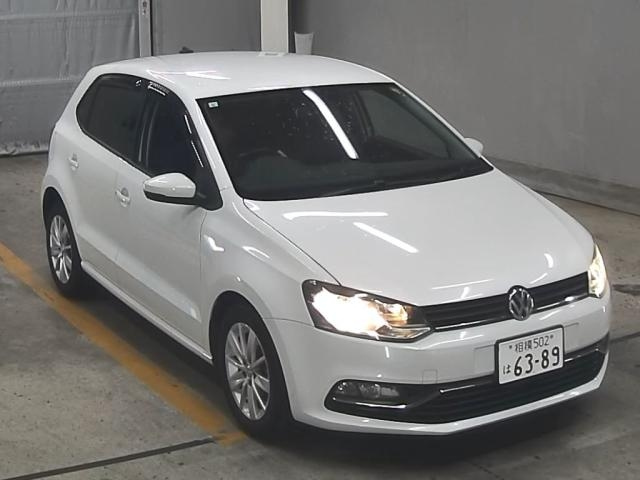 VOLKSWAGEN POLO 2015