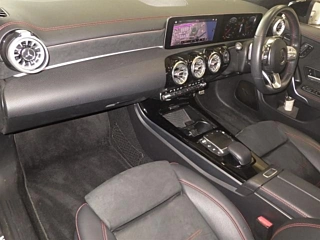 MERCEDES BENZ CLA CLASS 2020