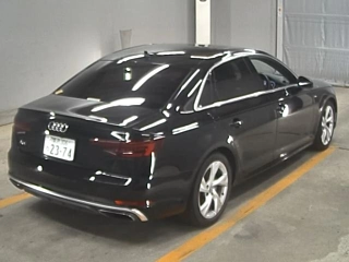 AUDI A4 2019