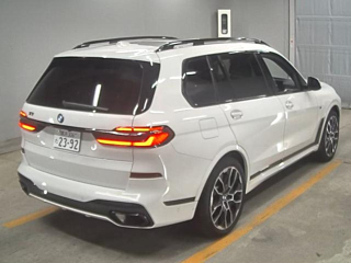 BMW X7 2024