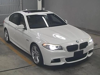 BMW 5 SERIES 2011