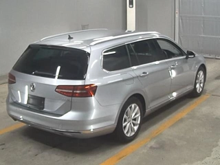 VOLKSWAGEN PASSAT VARIANT 2020