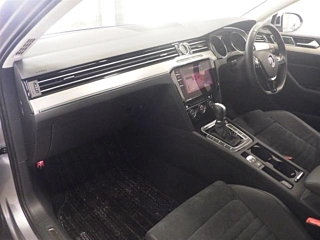 VOLKSWAGEN PASSAT VARIANT 2020