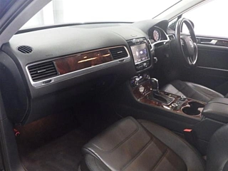 VOLKSWAGEN TOUAREG 2012