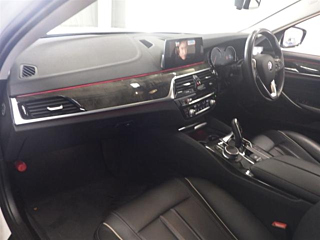 BMW 5 SERIES 2018